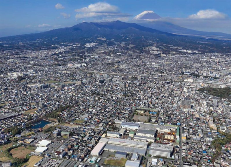 静岡県三島市の電業社機械製作所三島事業所全体写真