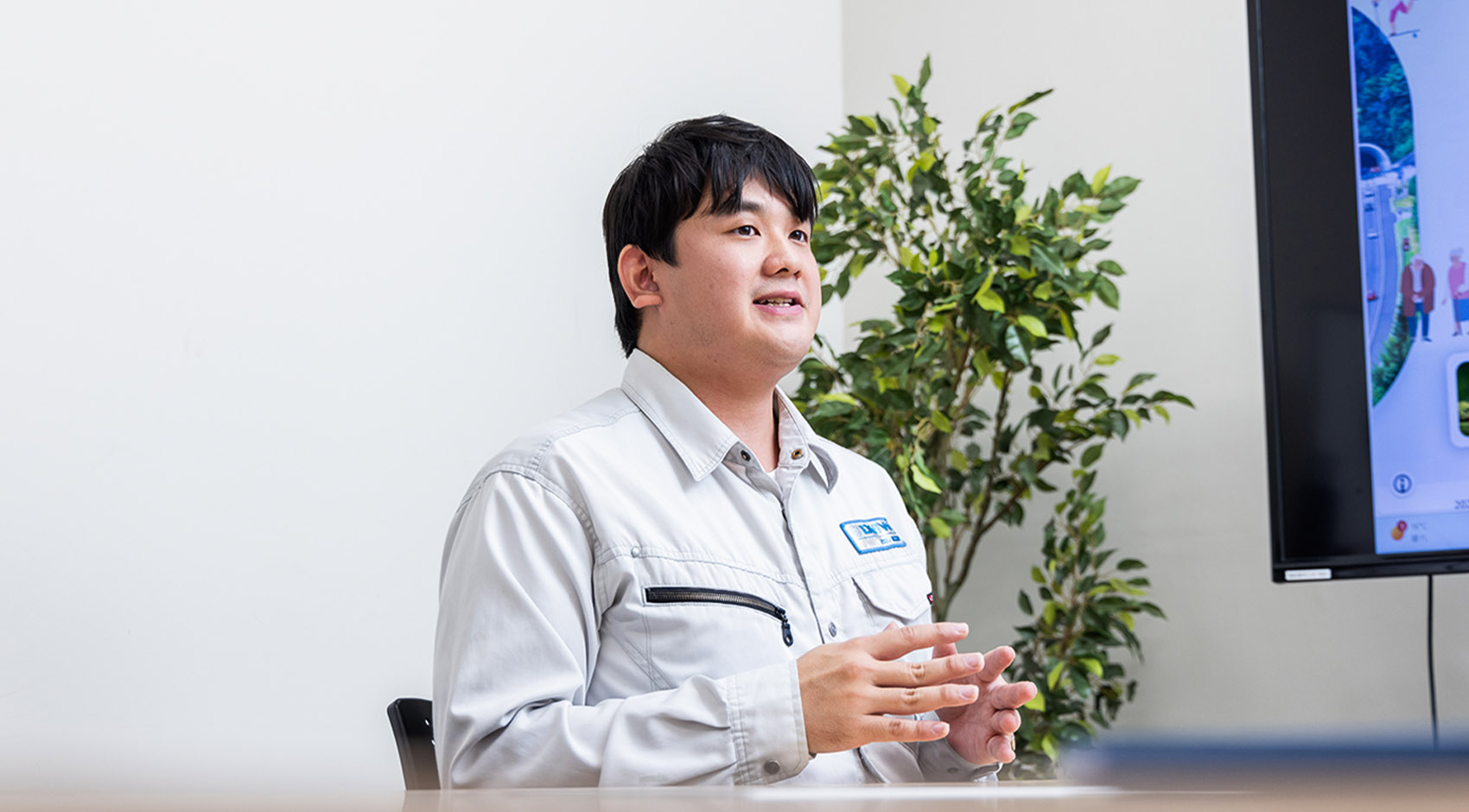 先輩社員インタビュー