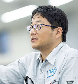 先輩社員紹介